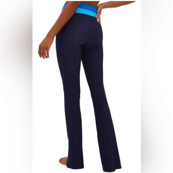 Beach Riot Navy Colorblock Set - Picture 2 of 6